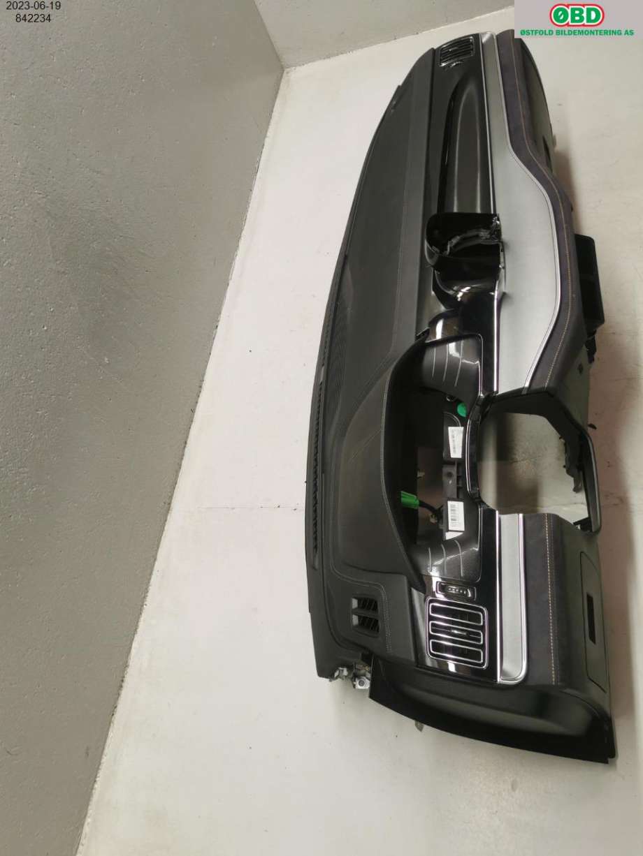 Dashbord til BYD Tang 2020-->> (BYD|)