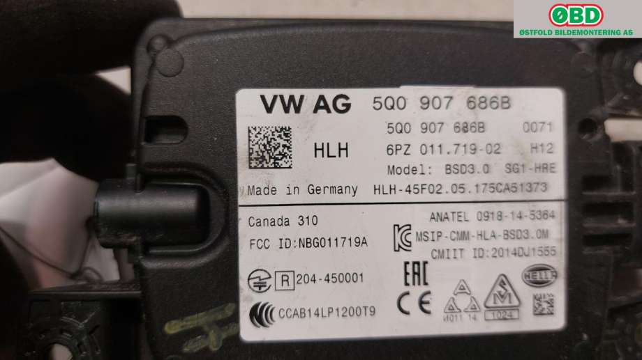 Sensor radar til Škoda Superb 2015-->> (Type III)  (SKODA|5Q0907686B|)