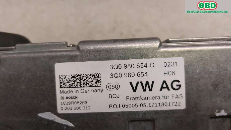 Sensor radar til Škoda Superb 2015-->> (Type III)  (SKODA|3Q0 980 654 G|)