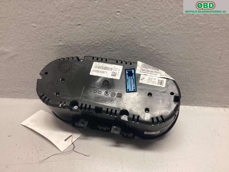 Instrumentpanel til VW Amarok 2010-2016 (Type I, Fase 1)  (VOLKSWAGEN|2H0 920 871|)