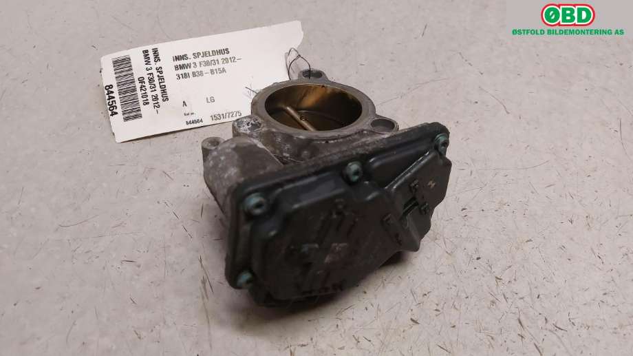 Spjeldhus til BMW 3-Serie 2012-2018 (F30/F31/F34) (F30/F31/F34) (BMW|13 54 7 618 838||13547618838)