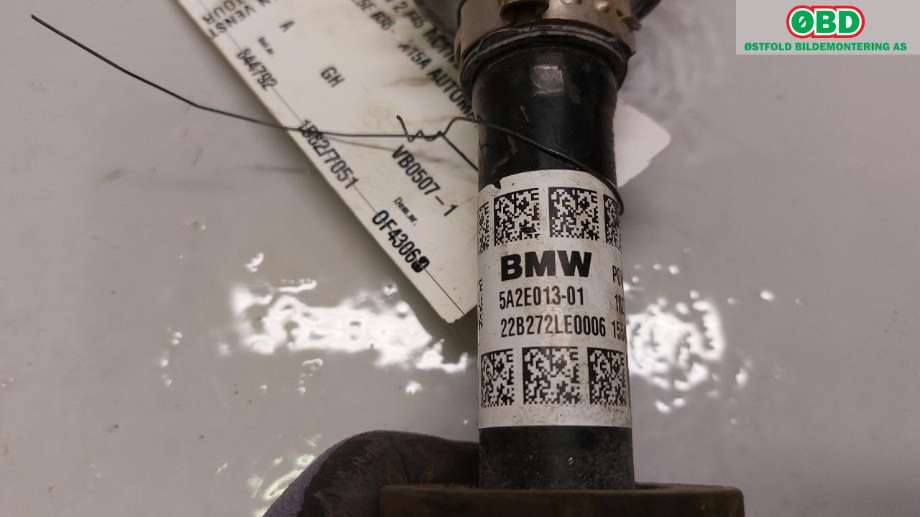 Drivaksel venstre foran, elbil til BMW 2-Serie 2014-2021 (F22/F23) (F22/F23) (BMW|31 60 5 A2E 013|)