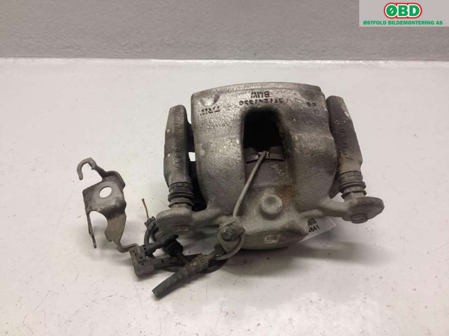 Bremsecaliper venstre foran til BMW 2-Serie 2014-2021 (F22/F23) (F22/F23) (BMW|34 11 6 860 267|)