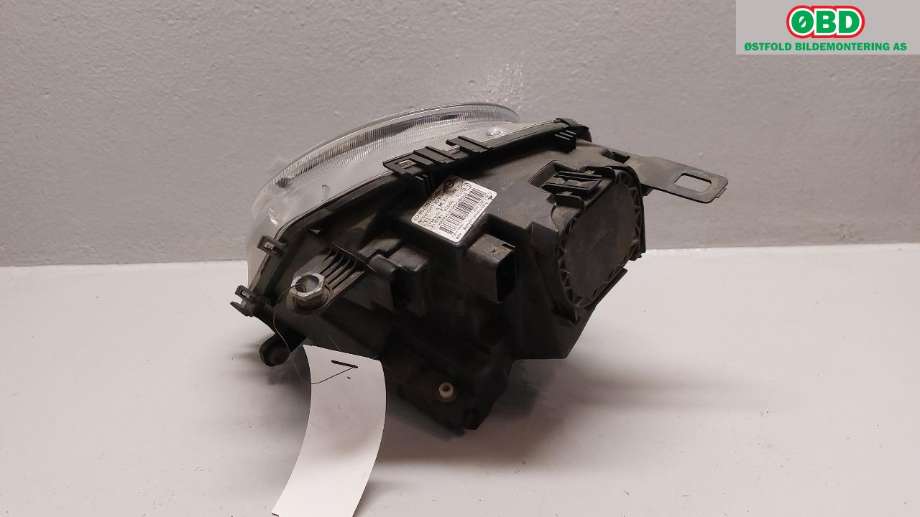 Frontlykt høyre halogen til Mini One/Cooper 2007-2014 (R55-57) (R55-57) (MINI|63 12 2 751 872|0301225304|)