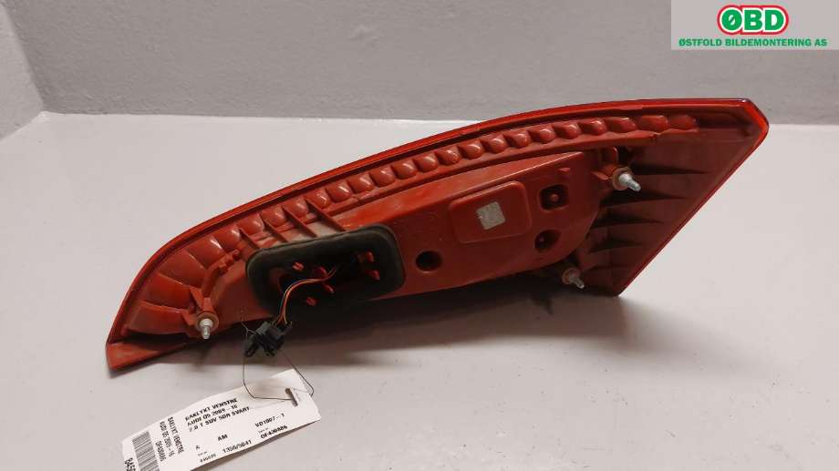 Baklykt venstre til Audi Q5 2008-2012 (Type I, Fase 1)  (AUDI|8R0 945 093 A||8R0945093A)