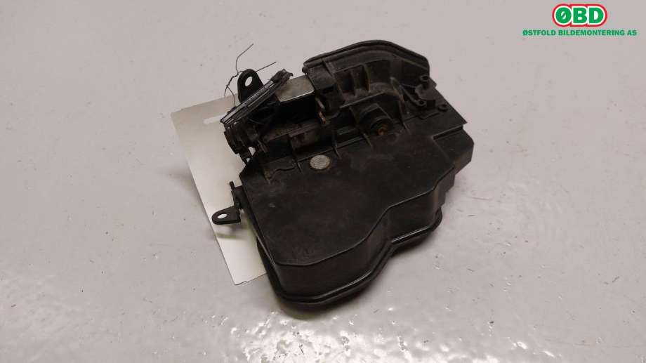 Låsekasse høyre foran til BMW X3 2010-2017 (F25) (F25) (BMW|51 21 7 202 146|)