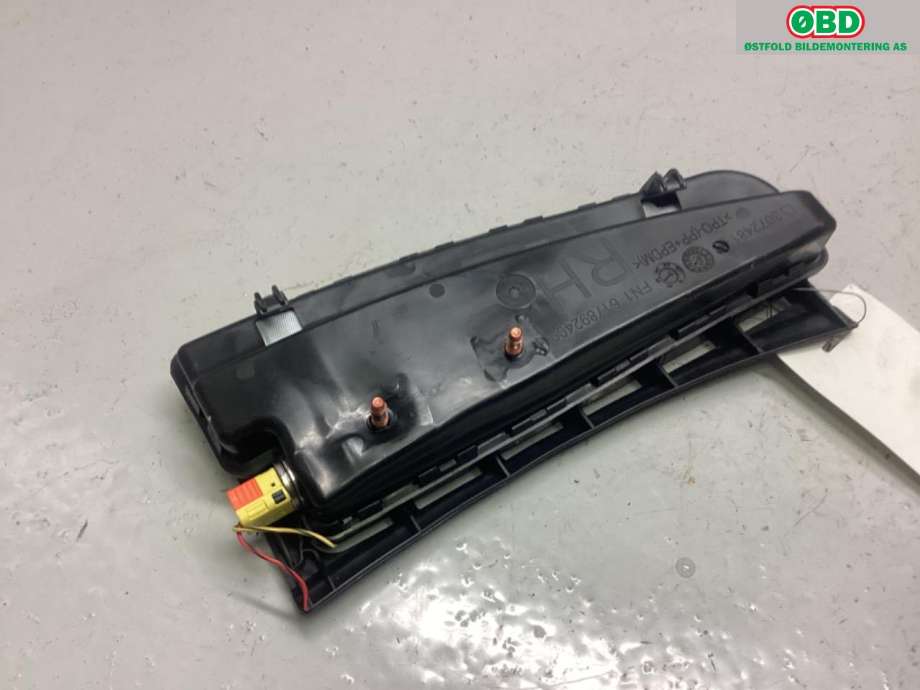 Airbag sidepute høyre til Mercedes CLA 2013-2019 (C117) (C117) (MERCEDES|A 246 860 36 02||2468603602)