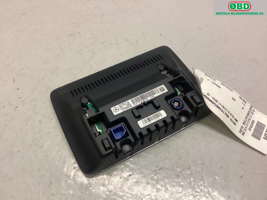Multimedia display (MCU - Media Controller Unit) til Mercedes CLA 2013-2019 (C117) (C117) (MERCEDES|A 166 900 78 14|A 166 900 82 22|1669007814)
