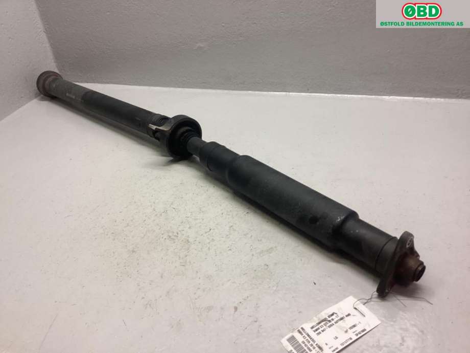 Mellomaksel til BMW X3 2010-2017 (F25) (F25) (BMW|26 10 7 612 791|)