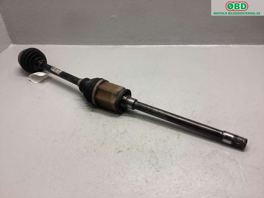 Drivaksel høyre foran til BMW X3 2010-2017 (F25) (F25) (BMW|31 60 7 619 658|)