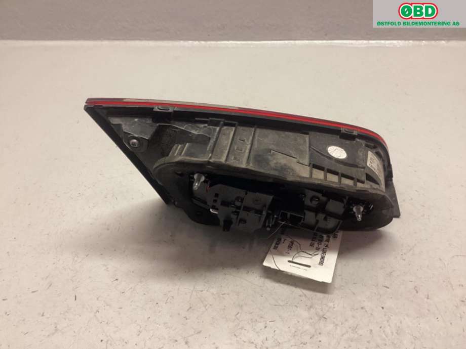 Baklykt høyre indre til Audi A3 2016-2020 (Type III, Fase 2)  (AUDI|8V4 945 076||8V4945076)