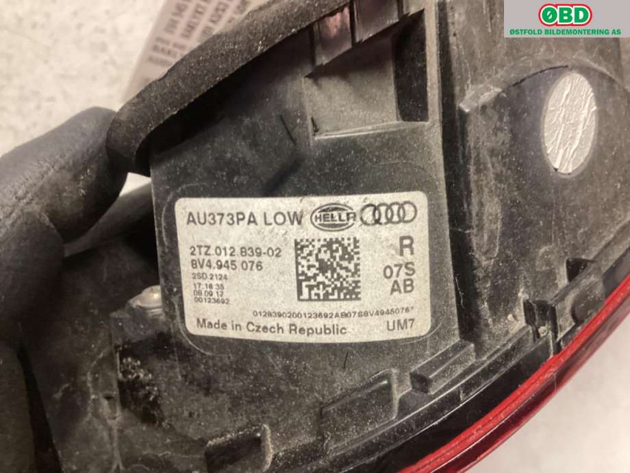 Baklykt høyre indre til Audi A3 2016-2020 (Type III, Fase 2)  (AUDI|8V4 945 076||8V4945076)