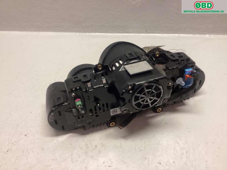 Instrumentpanel til Porsche Cayenne 2010-2017 (92A) (92A) (PORSCHE|958 641 144 15||7P5920904AB)