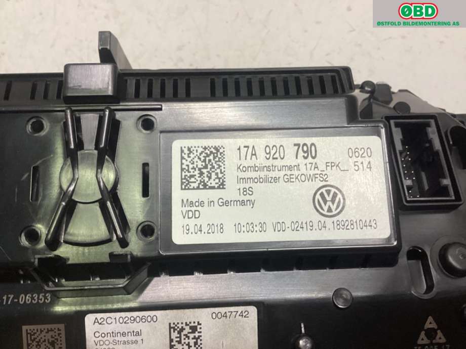 Instrumentpanel til VW T-Roc 2017-->> (VOLKSWAGEN|17A 920 790||17A920790)