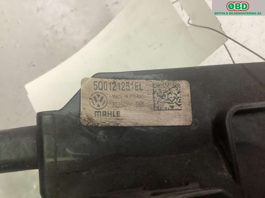 Radiator (manuell gir) til Škoda Octavia 2017-2020 (Type III, Fase 2)  (SKODA|5Q0 121 251 EL|)