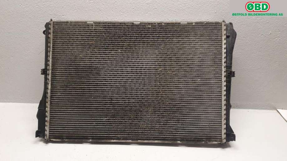 Radiator (automat gir) til Mercedes GLC 2015-2022 (X253) (X253) (MERCEDES|A 099 500 73 03|)