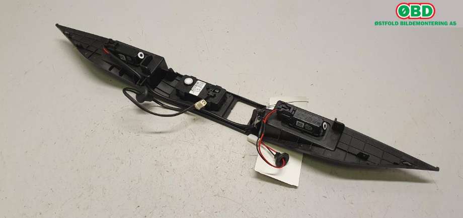 Bryter baklukeåpner til MG MG4 2022-->>  