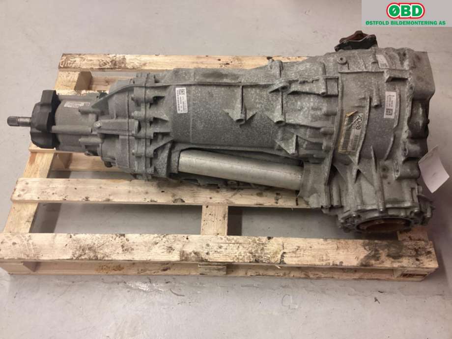 Girkasse automat til Audi A8 2010-2013 (Type III, Fase 1) (AUDI|0BK 300 037 CX|)