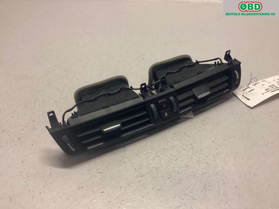 Diverse deler til BMW X5 2013-2018 (F15) (F15) (BMW|64 22 9 252 648|)