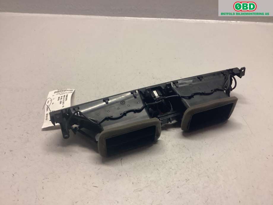 Diverse deler til BMW X5 2013-2018 (F15) (F15) (BMW|64 22 9 252 648|)