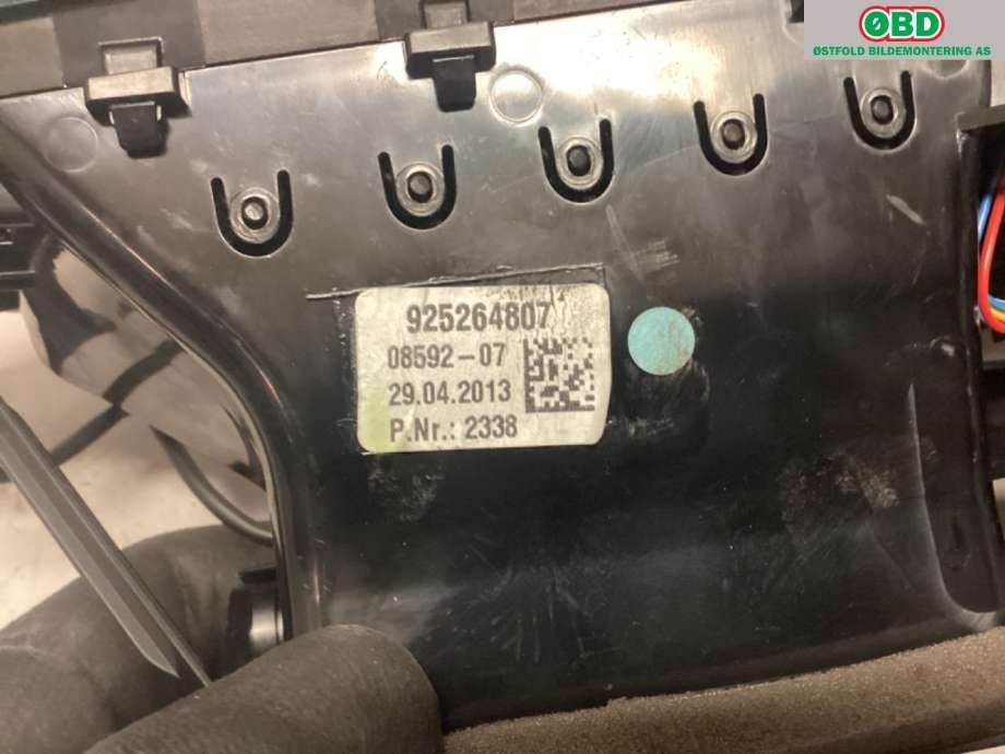 Diverse deler til BMW X5 2013-2018 (F15) (F15) (BMW|64 22 9 252 648|)
