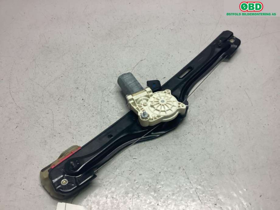 Ruteheis venstre bak til BMW X5 2013-2018 (F15) (F15) (BMW|51 35 7 291 951|67 62 7 322 747|)