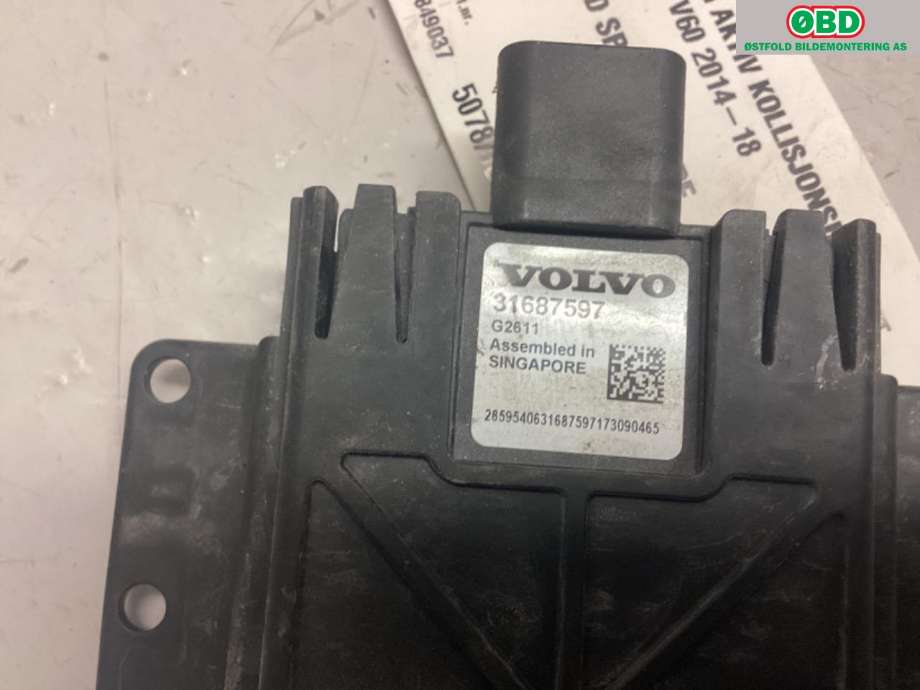 Sensor radar til Volvo V60/V60 CC 2013-2018 (Type I, Fase 2)  (VOLVO|31687597|)