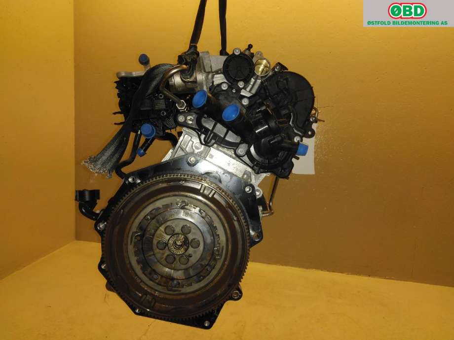 Motor bensin til VW Polo 2014-2017 (Type V, Fase 2)  (VOLKSWAGEN|04C 100 032 E|)