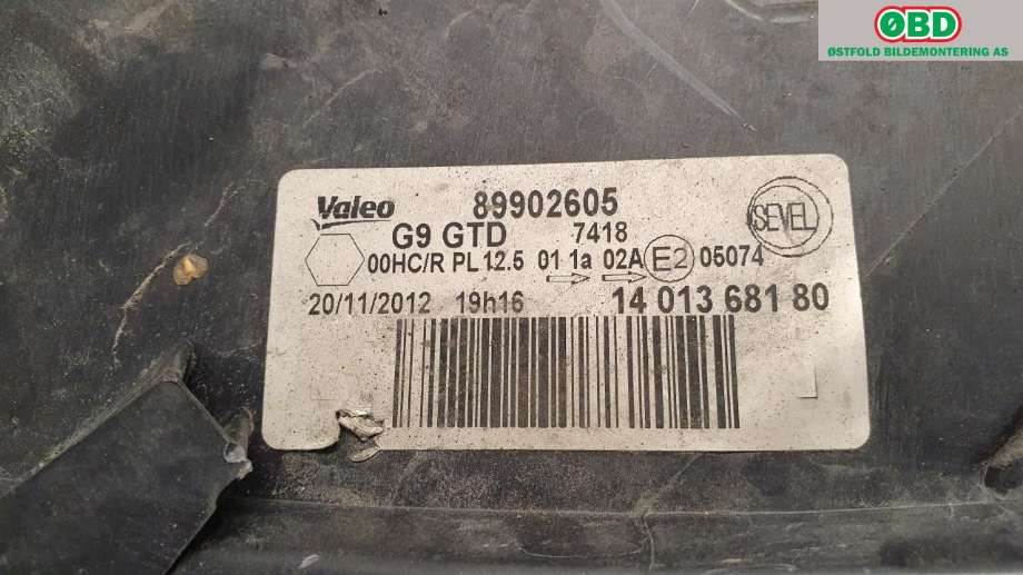 Frontlykt venstre halogen til Citroën Jumpy 2007-2016 (Type II)  (CITROEN|6208 L0||89902605)