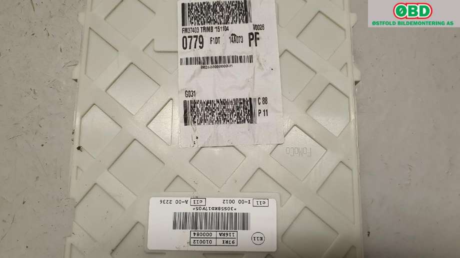 Sikringsboks til Ford Kuga 2013-2019 (FORD||F1DT14A073PF)
