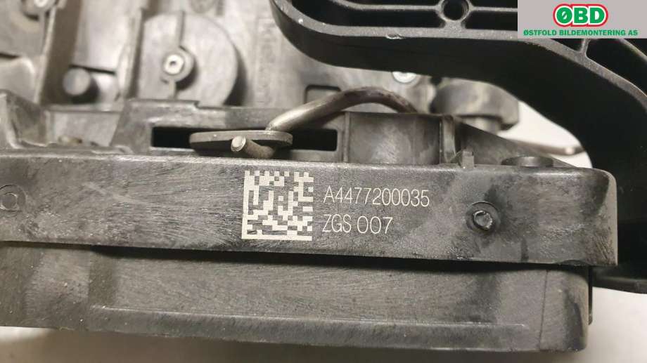 Låsekasse venstre foran til Mercedes Vito 2014-->> (W447) (W447) (MERCEDES|A 447 720 00 35|)