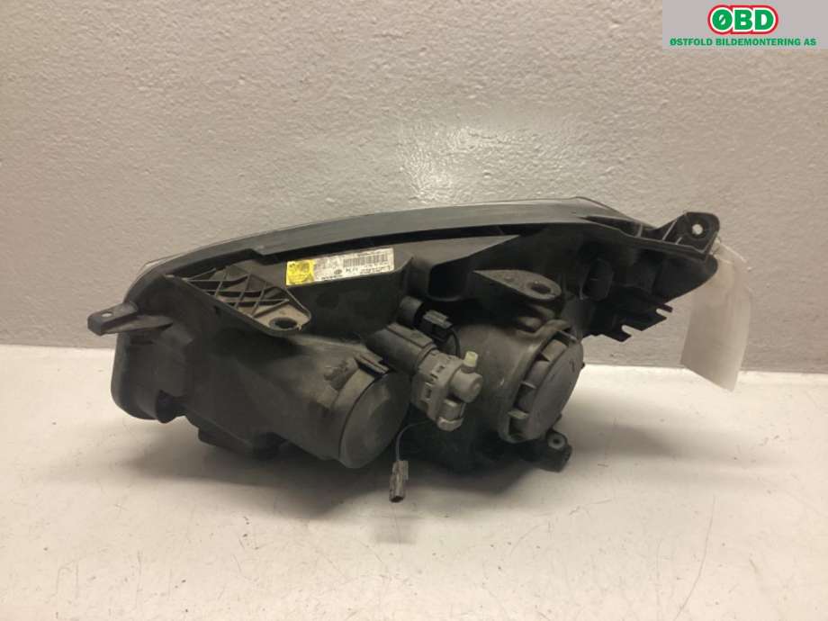 Frontlykt høyre halogen til Nissan Qashqai 2007-2010 (Type I, Fase 1) (NISSAN|26010BR60A|)