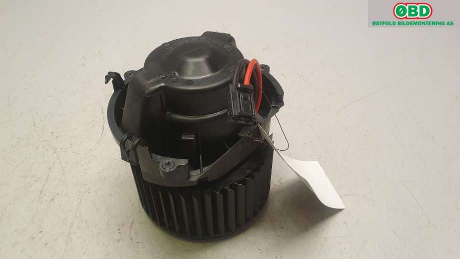Varmeapparat motor til BMW 2-Serie 2014-2021 (F22/F23) (F22/F23) (BMW|64 11 9 297 752|)