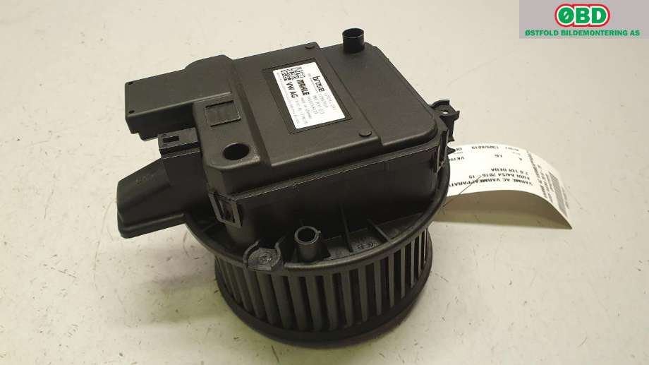 Varmeapparat motor til Audi A4 2015-2019 (Type V, Fase 1) (B9) (B9) (AUDI|4M1 820 021|4M1 820 021 C|)