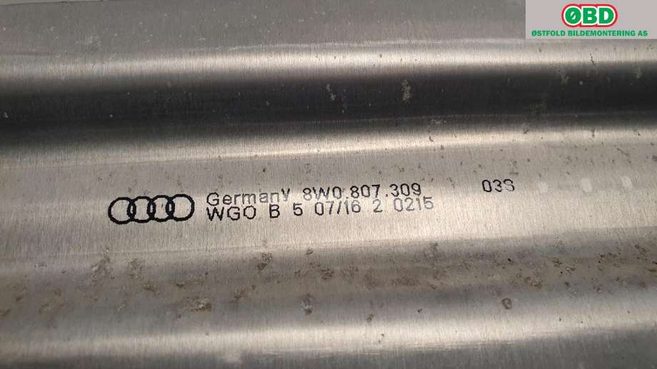 Støtfangerforsterkning bak til Audi A4 2015-2019 (Type V, Fase 1) (B9) (B9) (AUDI|8W0 807 309|)