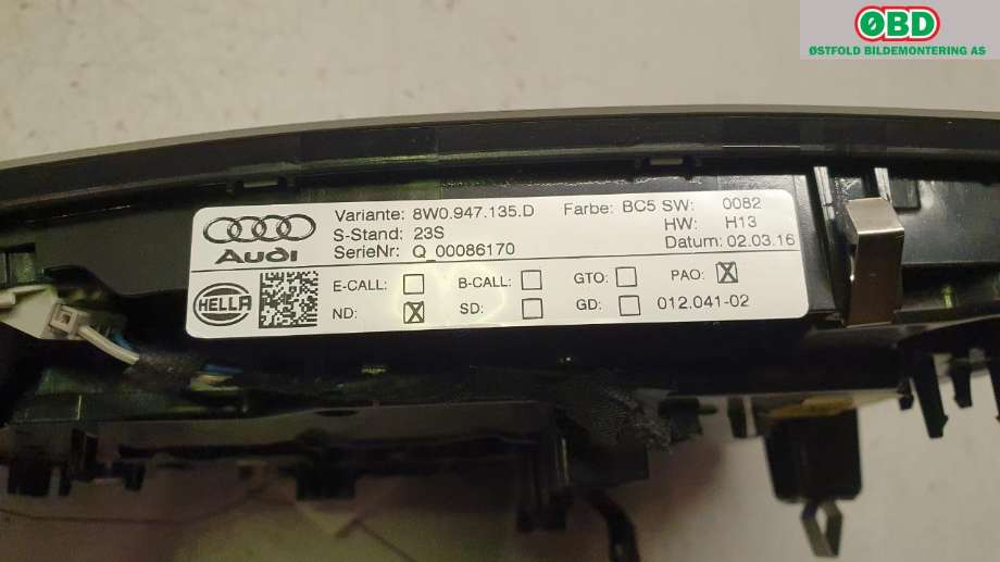 Bryter diverse til Audi A4 2015-2019 (Type V, Fase 1) (B9) (B9) (AUDI|8W0 947 135 D|)