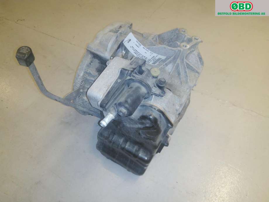 Girkasse automat til Mercedes A-Klasse 2012-2018 (W176) (W176) (MERCEDES|A 246 370 80 01|)