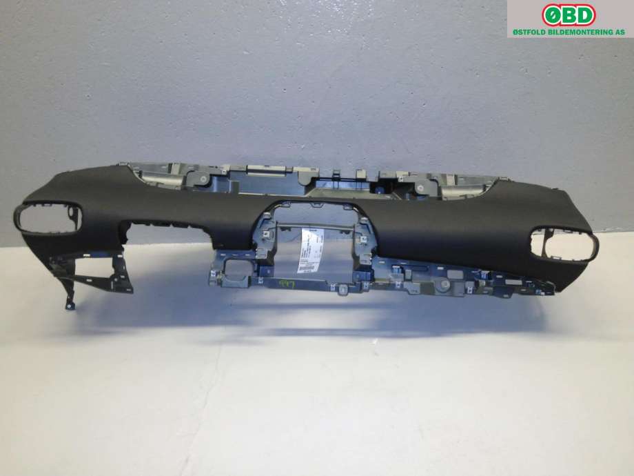 Dashbord til Toyota Prius 2016-2023 (Type IV) (combi) (combi) (TOYOTA|5530247131C1|)