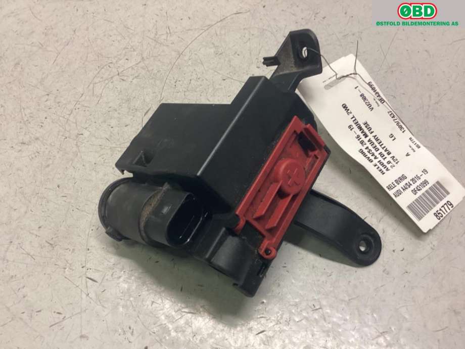 Rele diverse til Audi A4 2015-2019 (Type V, Fase 1) (B9) (B9) (AUDI||8W0941823)