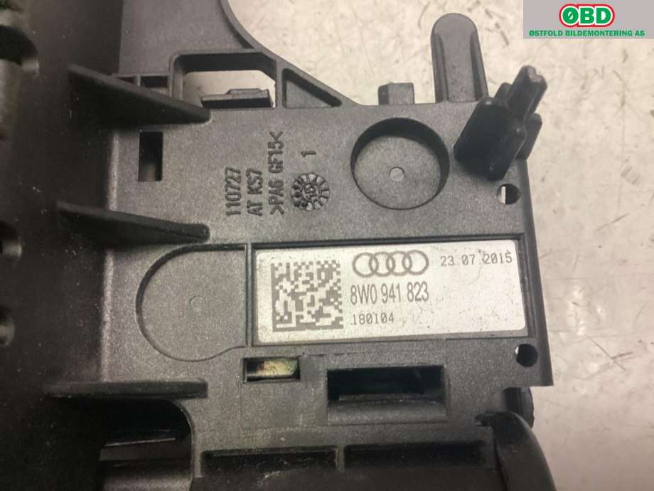 Rele diverse til Audi A4 2015-2019 (Type V, Fase 1) (B9) (B9) (AUDI||8W0941823)