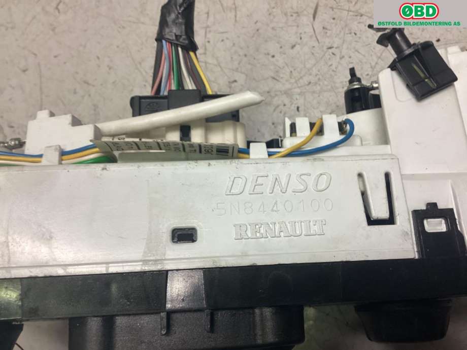 Varmeapparat betjening til Renault Kangoo 2008-2021 (Type II)  (RENAULT|275101025R|)