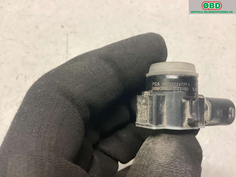 Parkeringssensor bak til Peugeot 308 2013-2021 (Type II)  (PEUGEOT|16 083 217 80|)