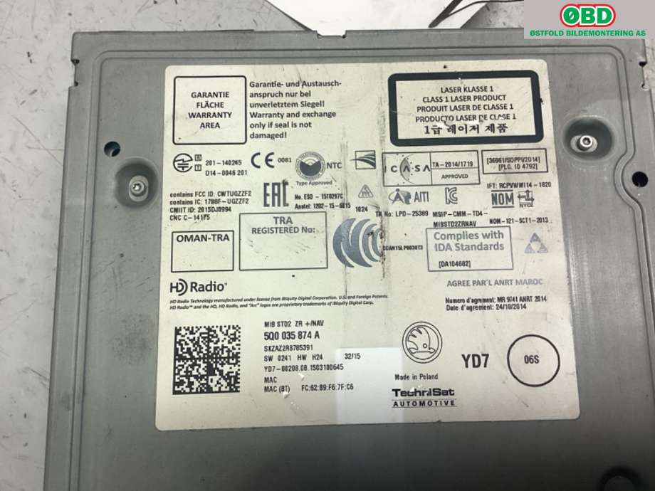 Bilstereo navigasjon til Škoda Octavia 2013-2016 (Type III, Fase 1)  (SKODA|5Q0 035 874 A|)