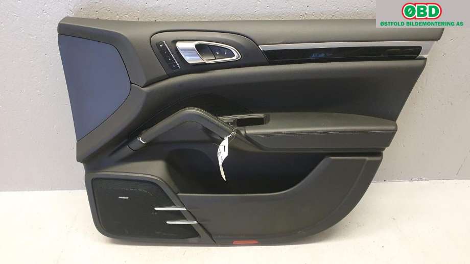 Dørtrekk høyre til Porsche Cayenne 2010-2017 (92A) (92A) (PORSCHE|958 555 202 01|)