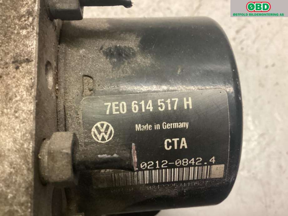 ABS sentral til VW Transporter / Caravelle 2009-2015 (Fase 2) (T5) (T5) (VOLKSWAGEN|7E0 614 517 H|)