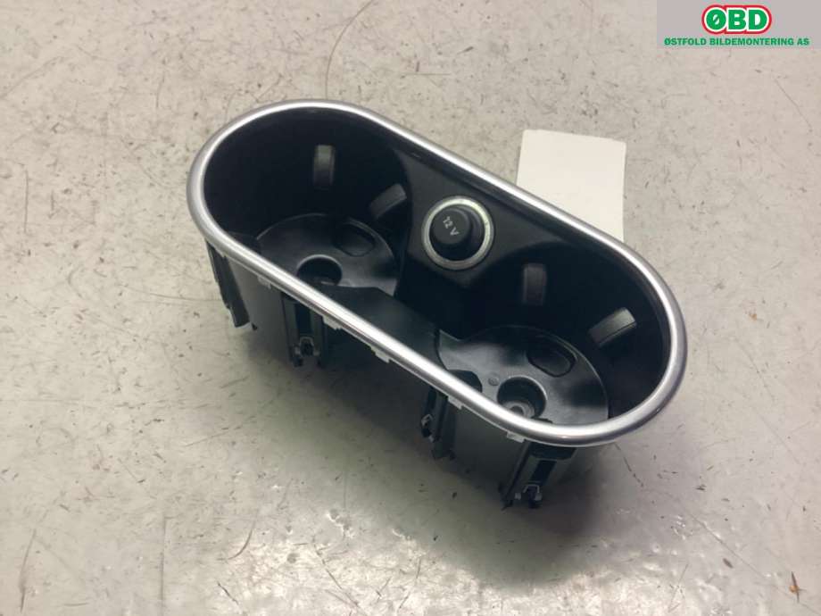 Dashbord koppholder til Porsche Cayenne 2010-2017 (92A) (92A) (PORSCHE|958 553 531 00||7P5862531A)