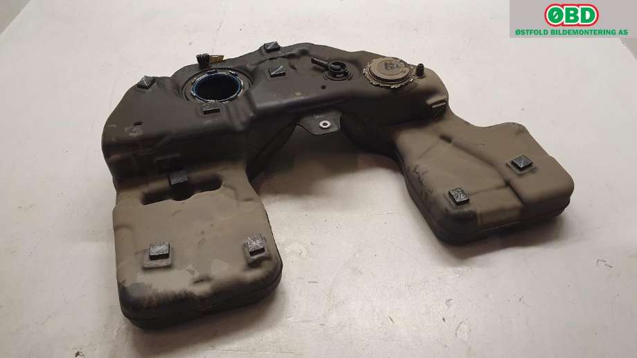 Dieseltank til BMW X5 2018-->> (G05) (G05) (BMW|16 11 9 426 340|)