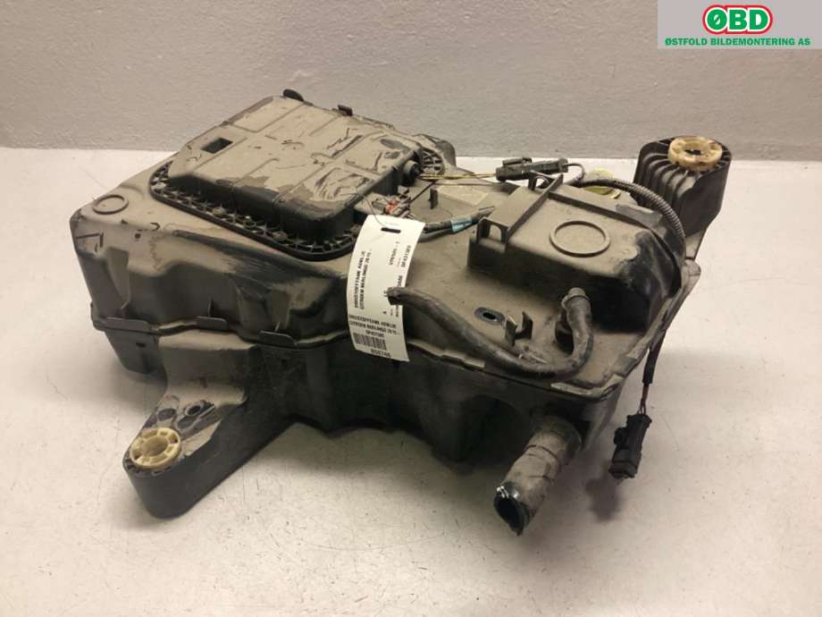 AdBlue tank til Citroën Berlingo 2019-->> (Type III) (CITROEN|98 176 018 80|16 826 197 80|)