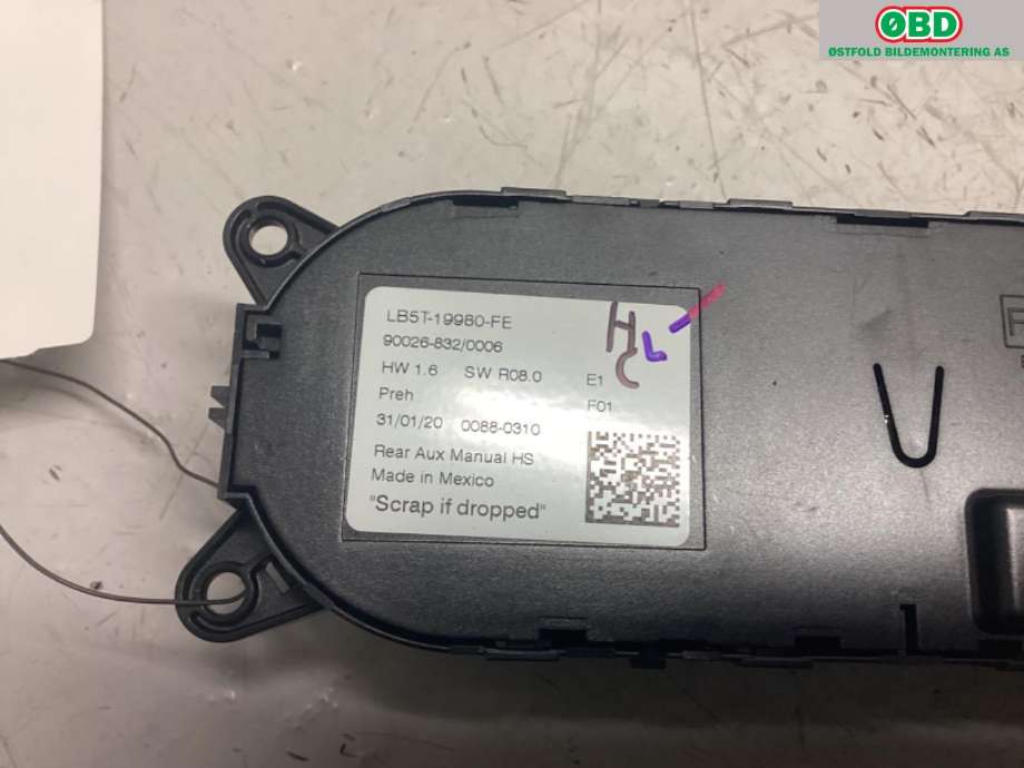 Varmeapparat betjening til Ford Explorer 2020-->>  (FORD (US)|2523036||LB5T19980FE)