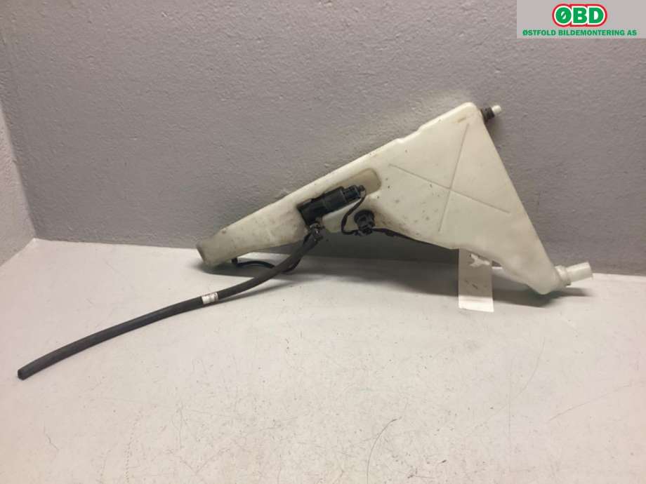 Spylertank til Audi A8 2010-2013 (Type III, Fase 1) (AUDI|4H0 955 453 B|)